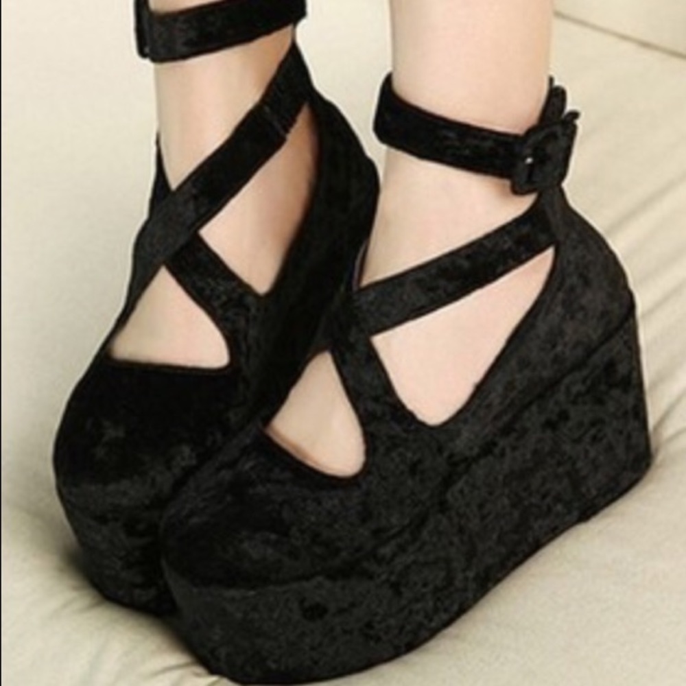 Velvet Ankle Cross Strap Ballet chunky Platforms